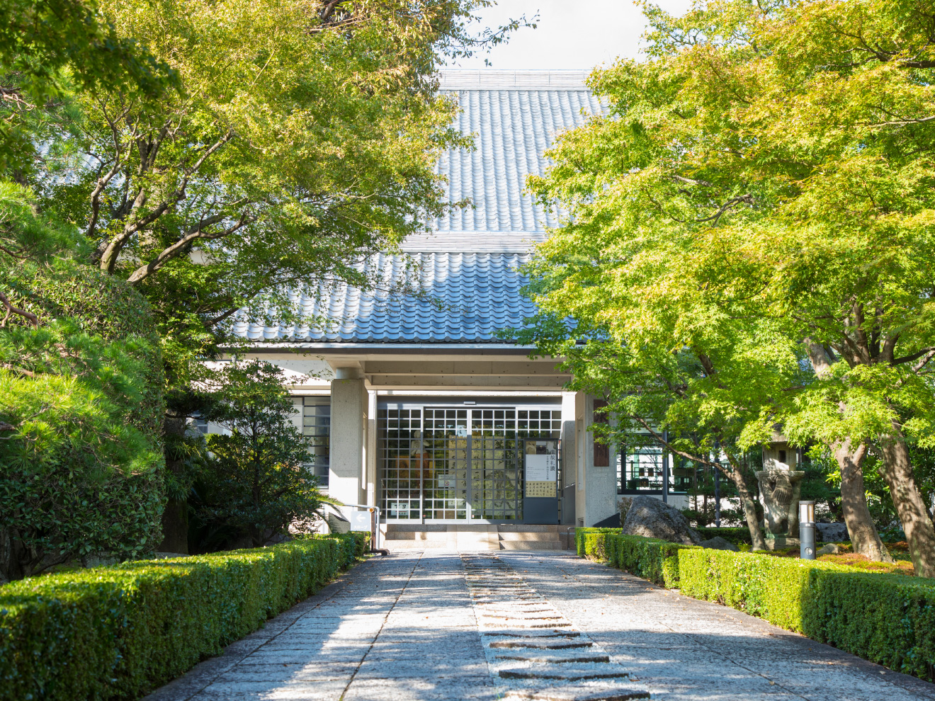 古備前 観音菩薩像 葡萄木敷き板(K-A645) 古備前 観音菩薩像 葡萄木敷き板(K-A645)（楽天市場】仏像 馬頭